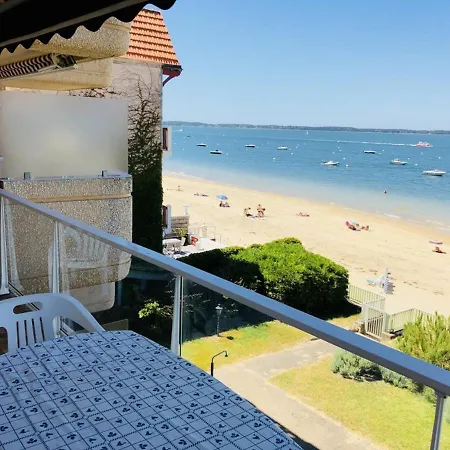 Apartment - Acces Plage, T2 Avec Balcon Et Parking - Fr-1-433-2 *