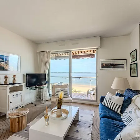 - Acces Plage, T2 Avec Balcon Et Parking - Fr-1-433-2 Apartment