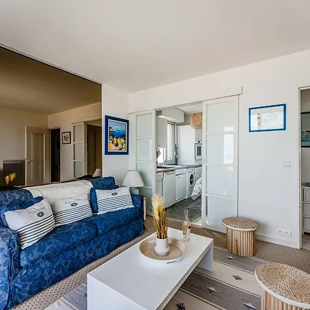 - Acces Plage, T2 Avec Balcon Et Parking - Fr-1-433-2 *