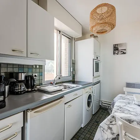 - Acces Plage, T2 Avec Balcon Et Parking - Fr-1-433-2 * Arcachon