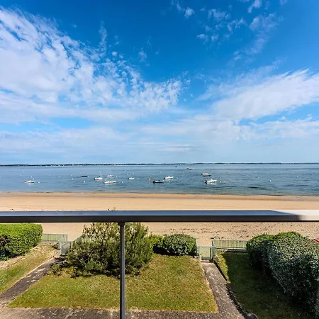 - Acces Plage, T2 Avec Balcon Et Parking - Fr-1-433-2